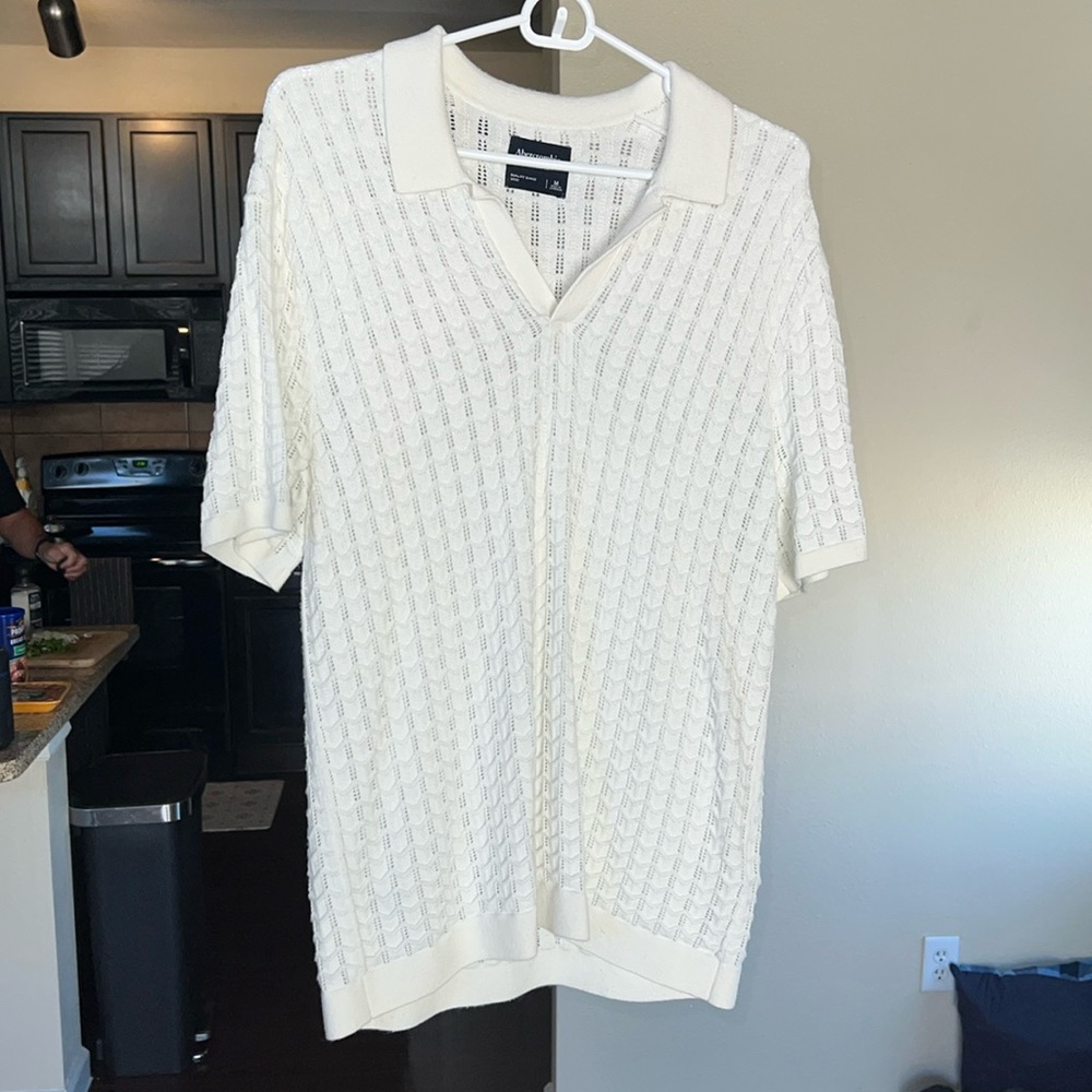 Medium Abercrombie and Fitch stitched shirt